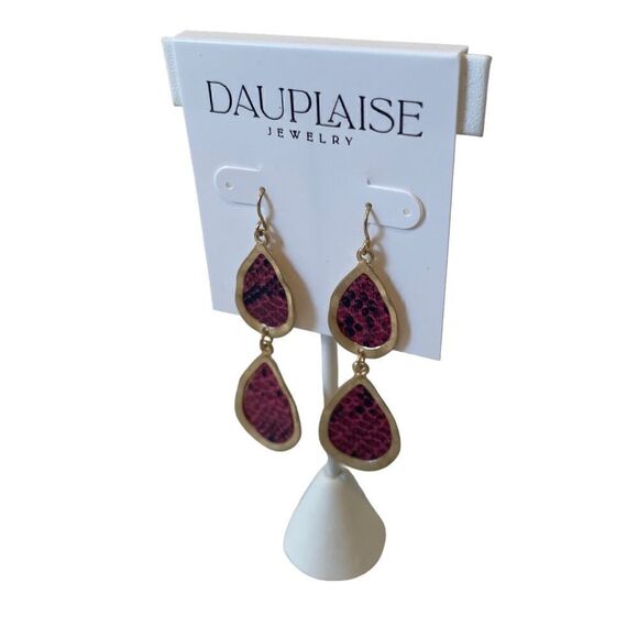 Double Tear Drop Hammered Gold Tone & Faux Snake Skin Earrings. - Picture 3 of 5